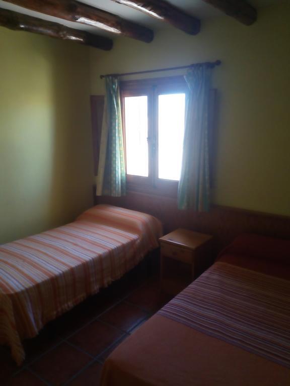 El Egio Guest House Cervera de Buitrago ภายนอก รูปภาพ