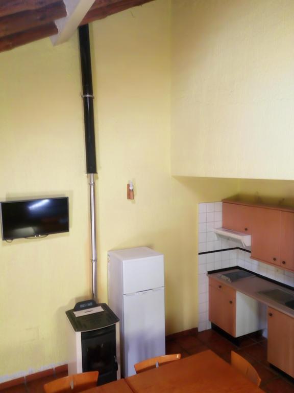 El Egio Guest House Cervera de Buitrago ภายนอก รูปภาพ