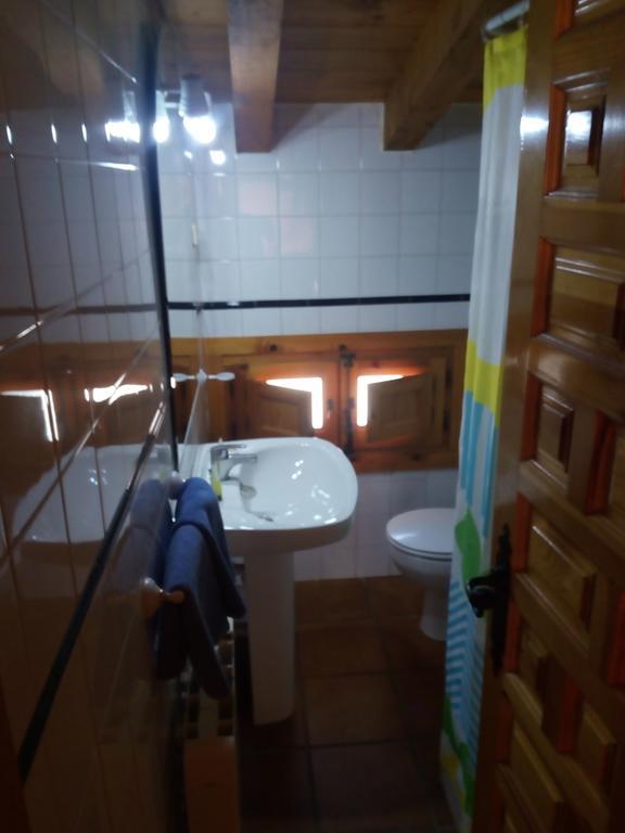 El Egio Guest House Cervera de Buitrago ภายนอก รูปภาพ